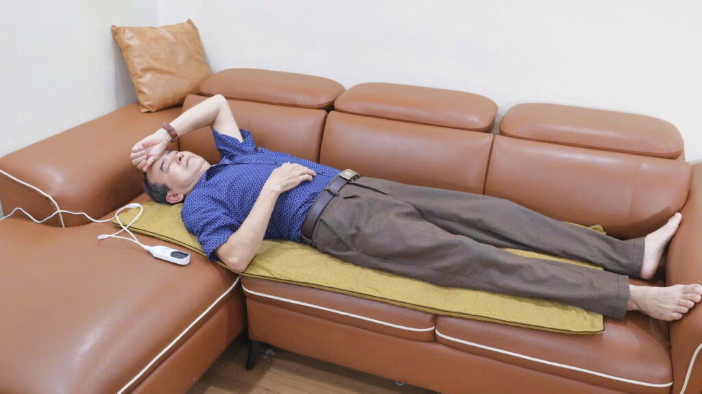 Đệm điện ngải cứu hỗ trợ giấc ngủ ngon và giảm căng thẳng tự nhiên