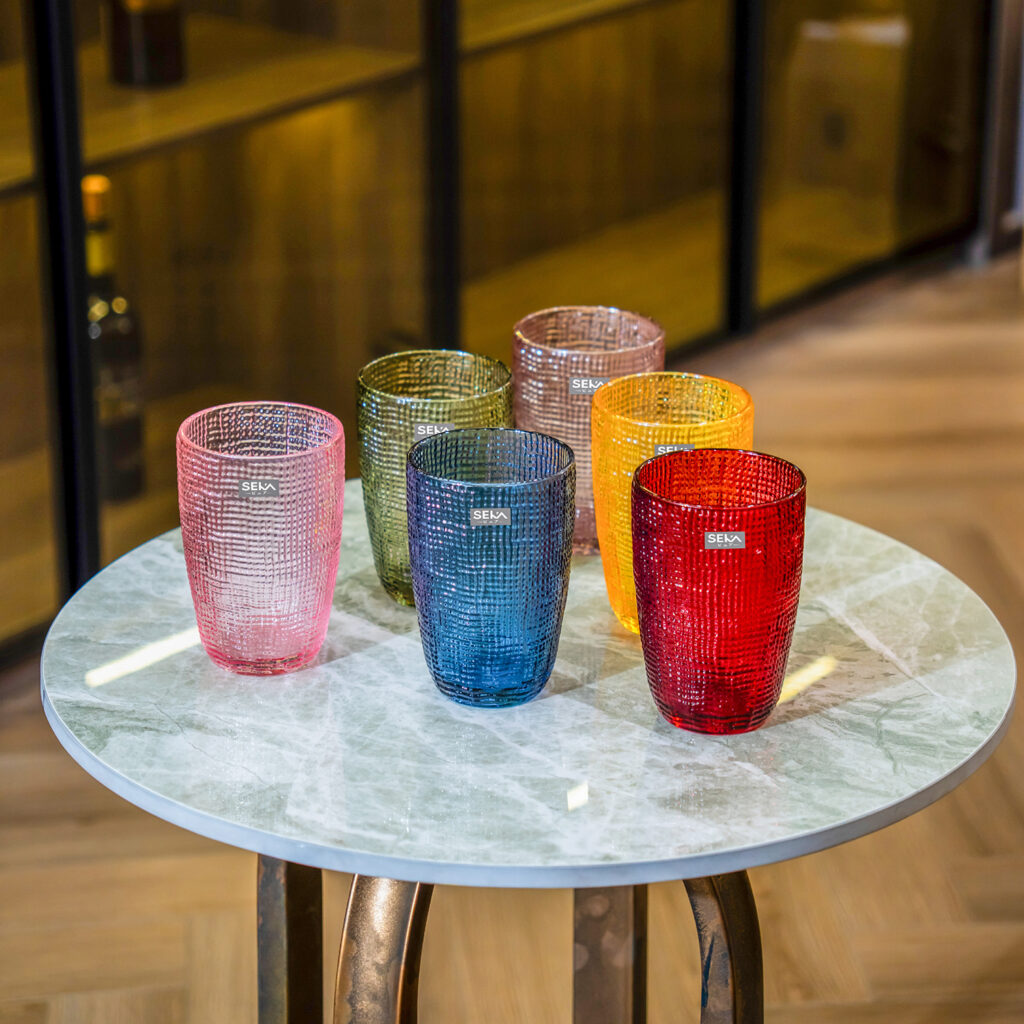 Thiết kế sang trọng, phù hợp decor bàn ăn, bàn tiệc, quán café, studio